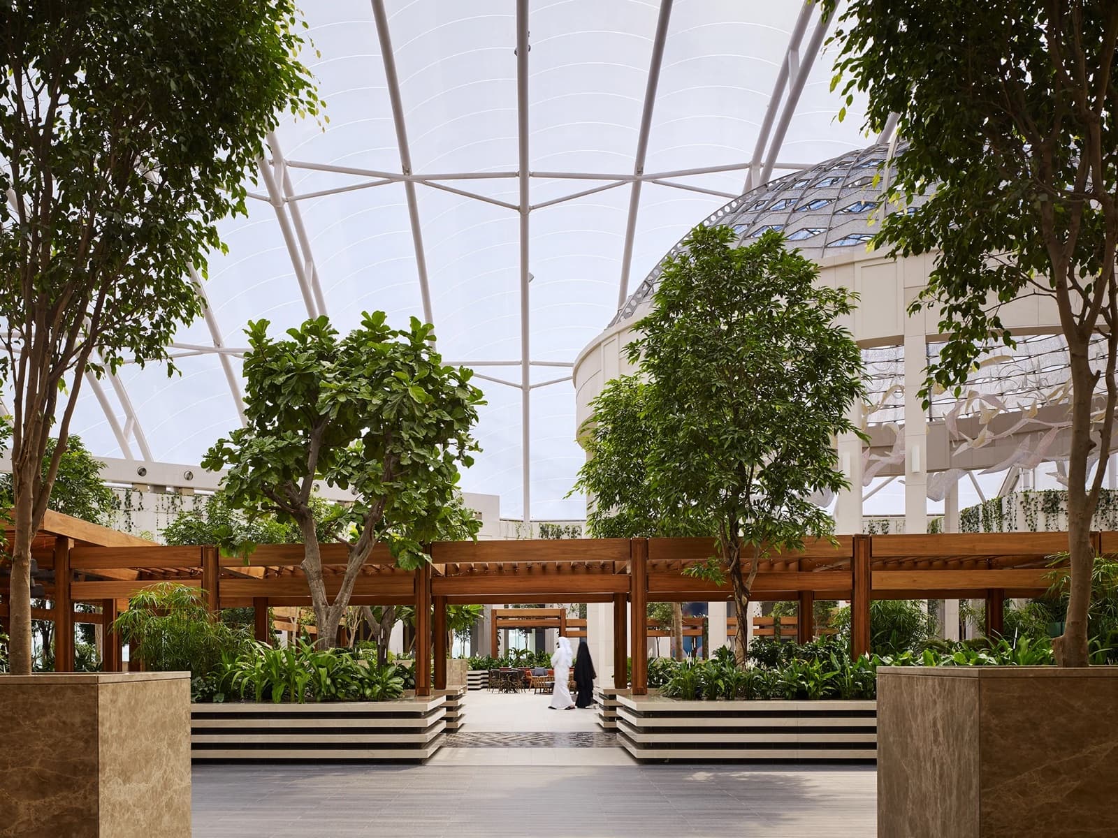 The Avenues - The Gardens Pergola 1