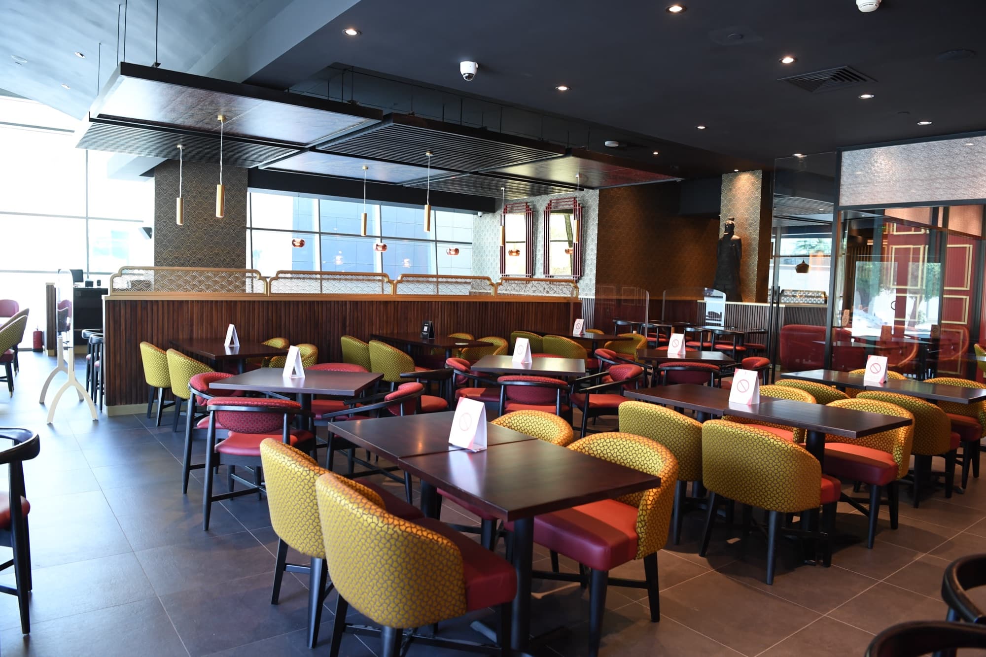 PF Chang's Restaurant Avenues II 3